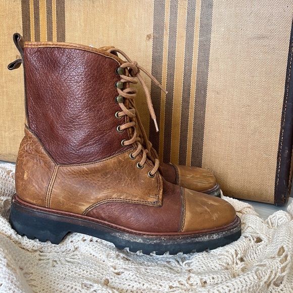 COLE HAAN || Country Woman’s Boots U.S.A. Vibram Lace Up Leather Tie - Picture 8 of 10